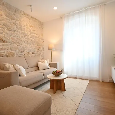 Summer Cave In Center Appartement *