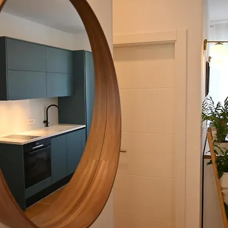 Summer Cave In Center Apartment Porec